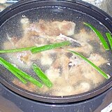 クリスマスに食べたチキンの骨で・・・ 鶏ガラ出汁
